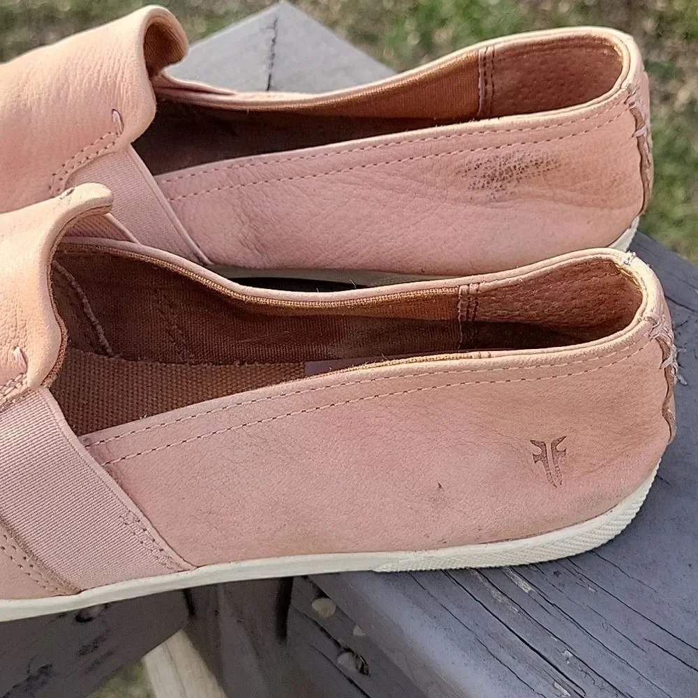Frye Lisa low-top slip on sneakers size 6